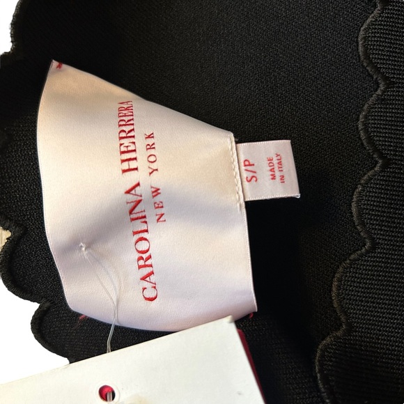 Carolina Herrera NEW bell sleeve Eyelet Laser Cut Top SZS NWT - Picture 3 of 7